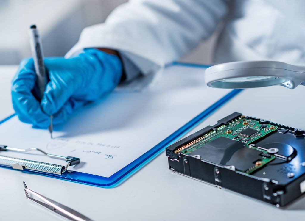 what's included in data backup and recovery